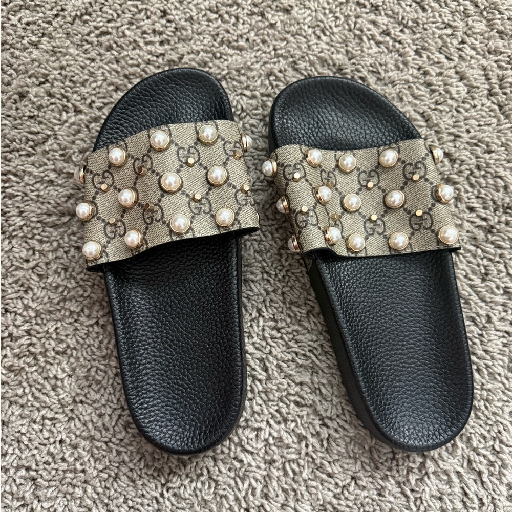 Designer Black and Beige Pearl Embellished Slides